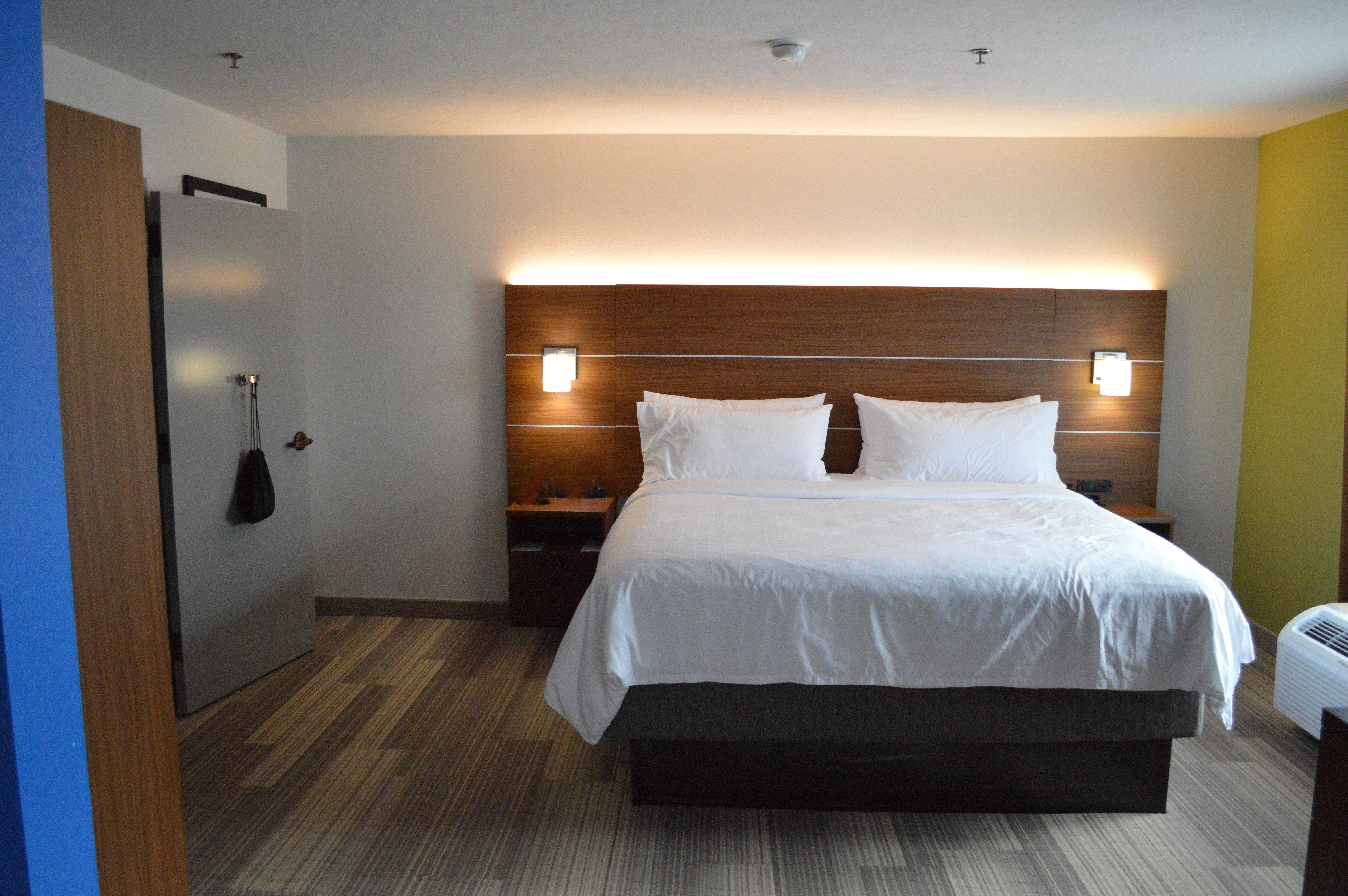 Holiday Inn Express & Suites Batesville By Ihg Ngoại thất bức ảnh