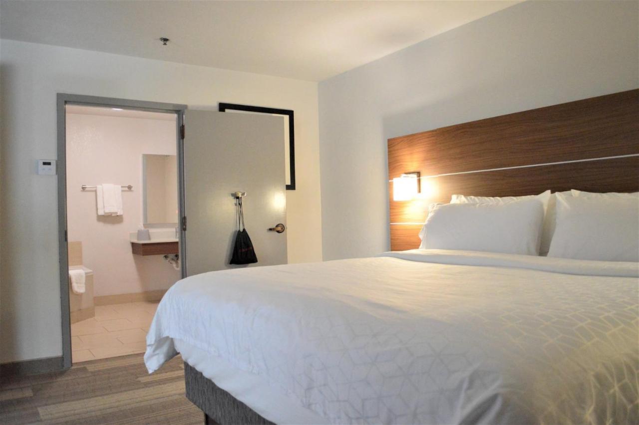 Holiday Inn Express & Suites Batesville By Ihg Ngoại thất bức ảnh