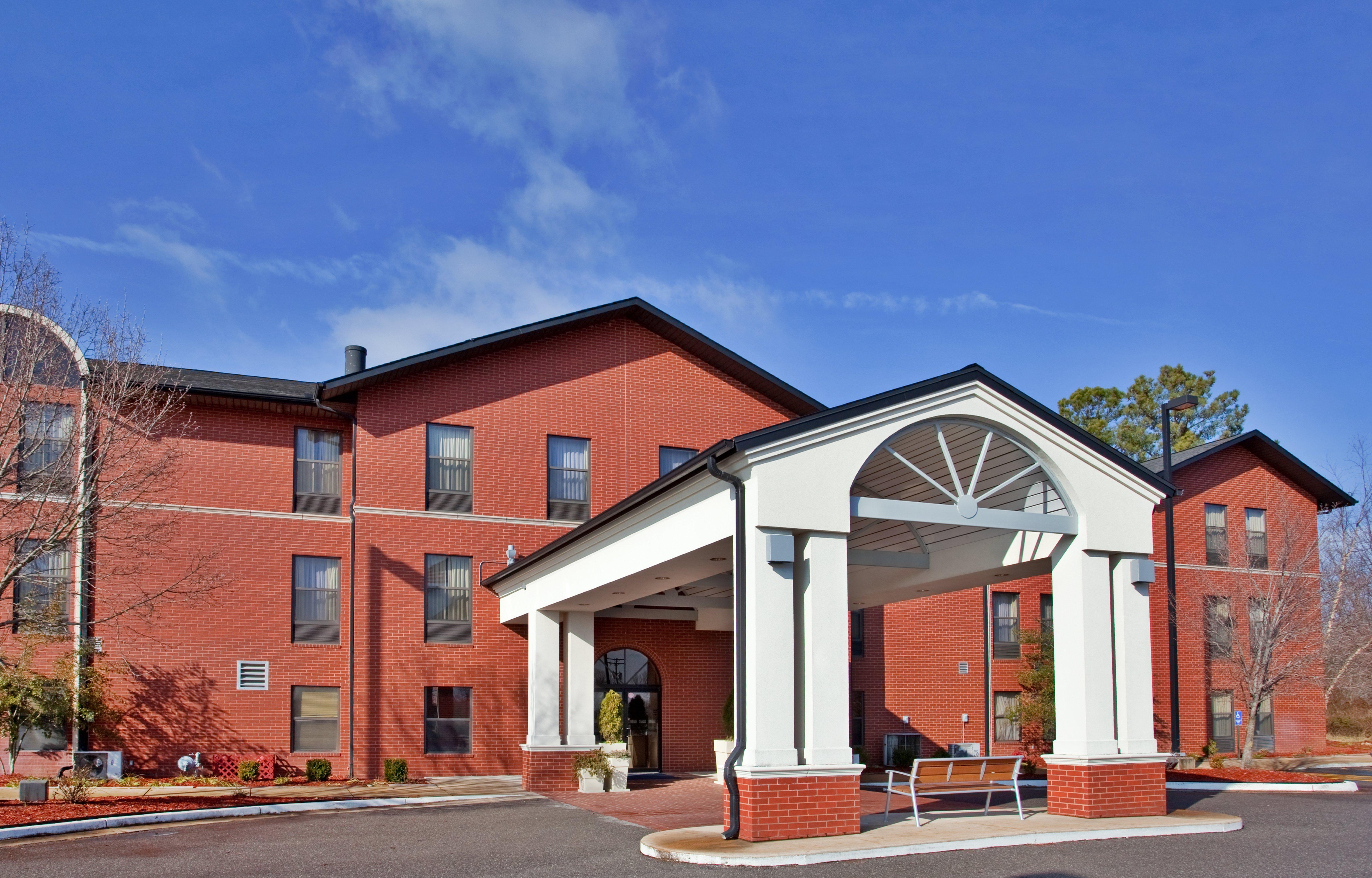 Holiday Inn Express & Suites Batesville By Ihg Ngoại thất bức ảnh
