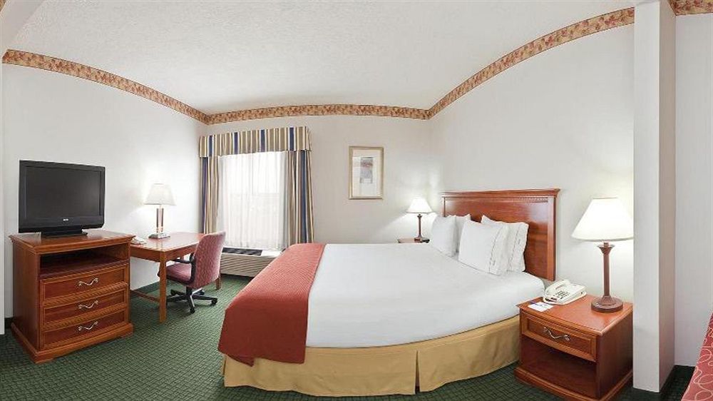 Holiday Inn Express & Suites Batesville By Ihg Ngoại thất bức ảnh