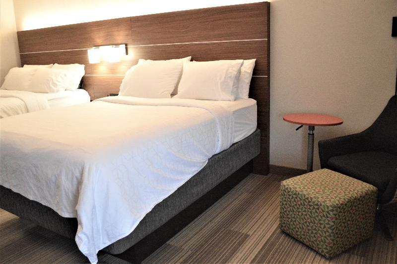 Holiday Inn Express & Suites Batesville By Ihg Ngoại thất bức ảnh